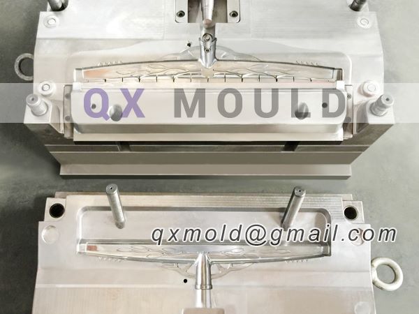 plastic wiper squeegee mould