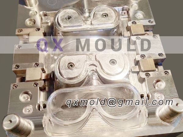goggles mould