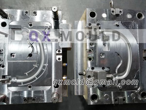 gas-assisted handle mould