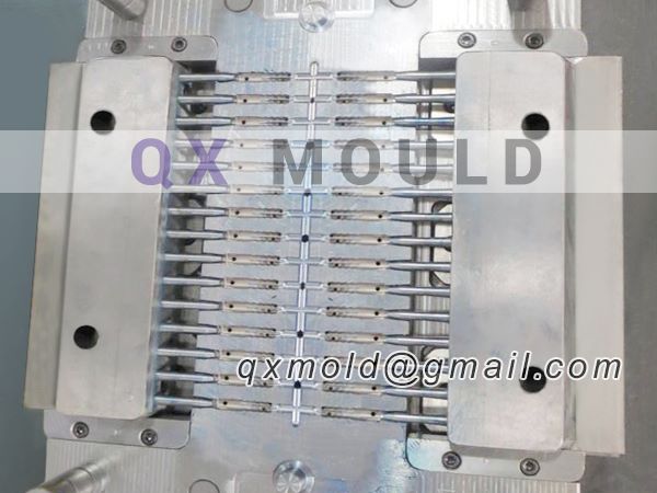 wall plug mould